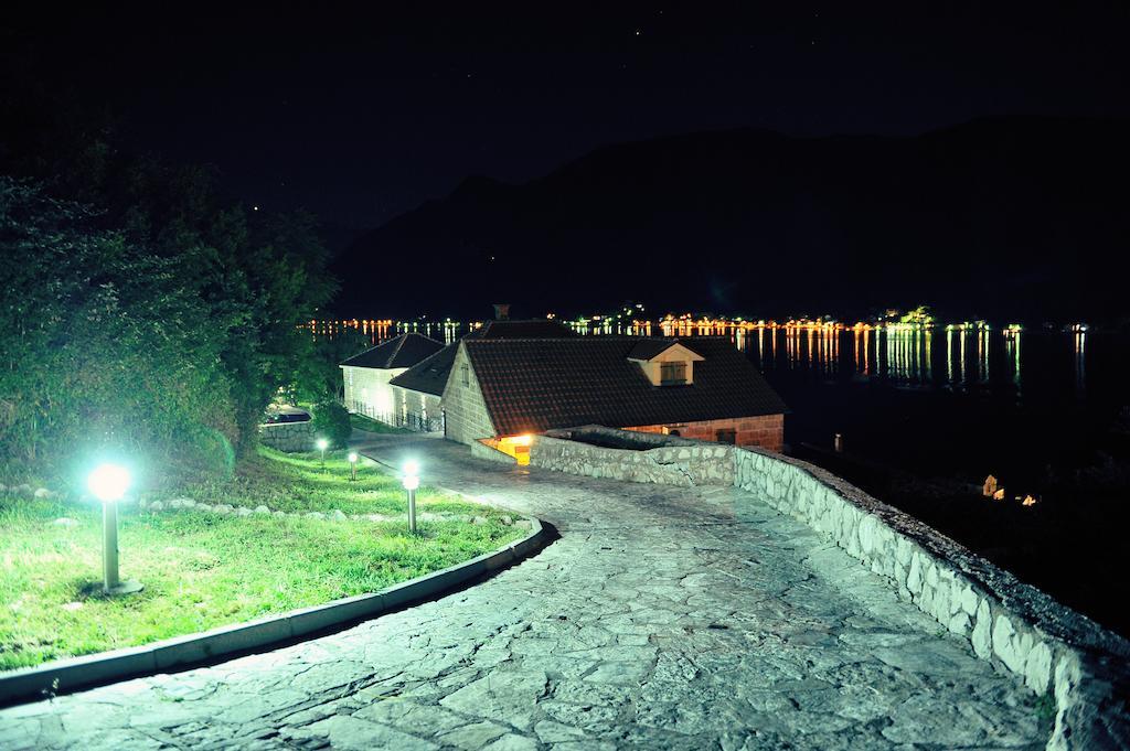 Hotel Per Astra Perast Exterior foto