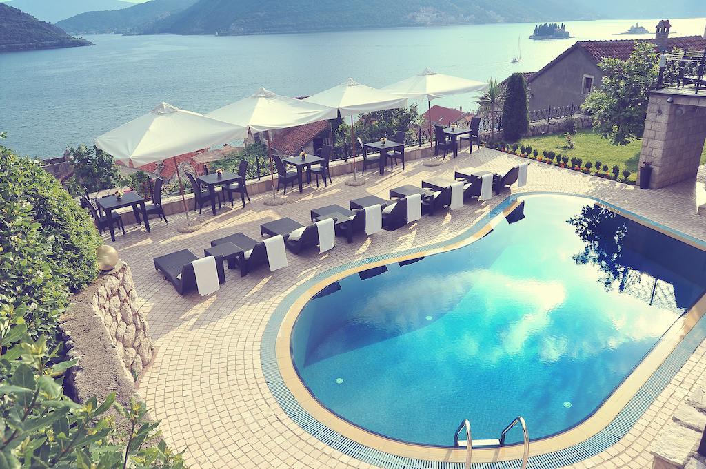 Hotel Per Astra Perast Exterior foto